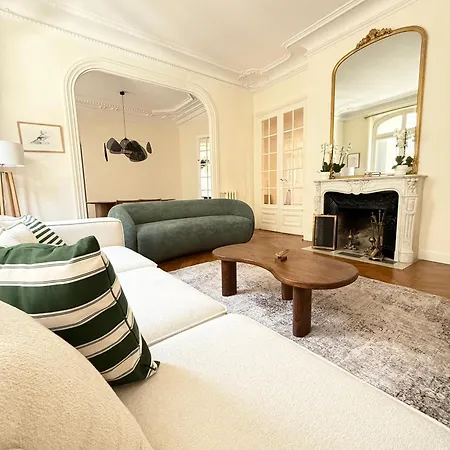 Prestige Eiffel Tower Haussmannien 3 Appartement *