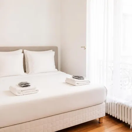 Prestige Eiffel Tower Haussmannien 3 Apartamento *